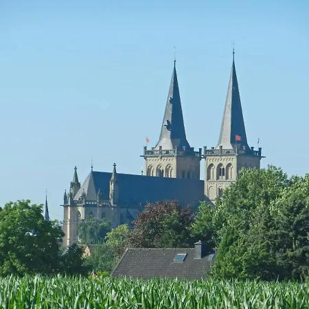 Floating 44 In - Boot 1 Casa de Férias Xanten