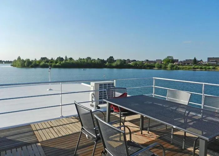 Floating 44 In - Boot 1 度假居 *